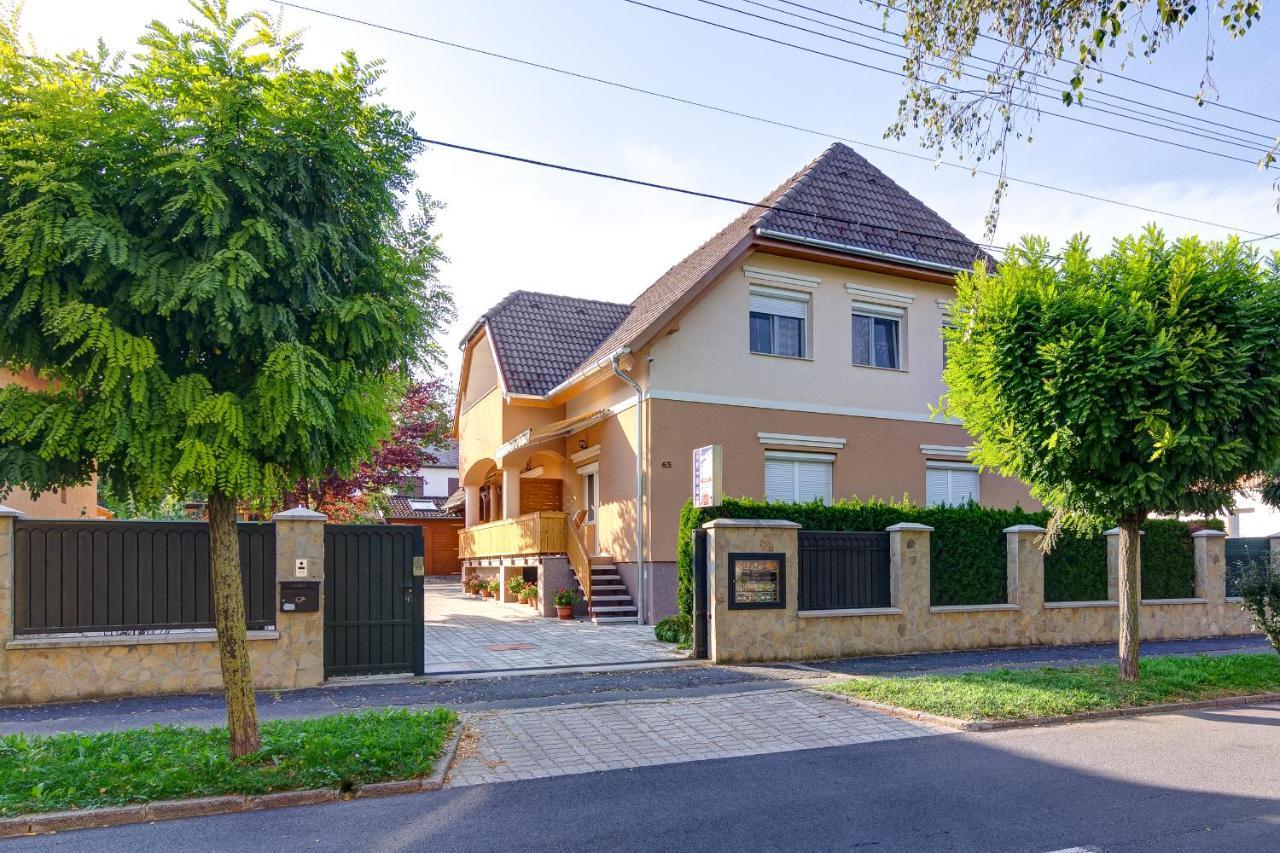 Andrea Villa Heviz II Balaton エクステリア 写真